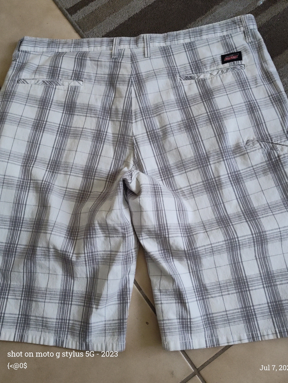 Dickies White and Gray Plaid Men’s Shorts